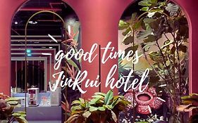 Fengjia Jinrui Hotel  3*